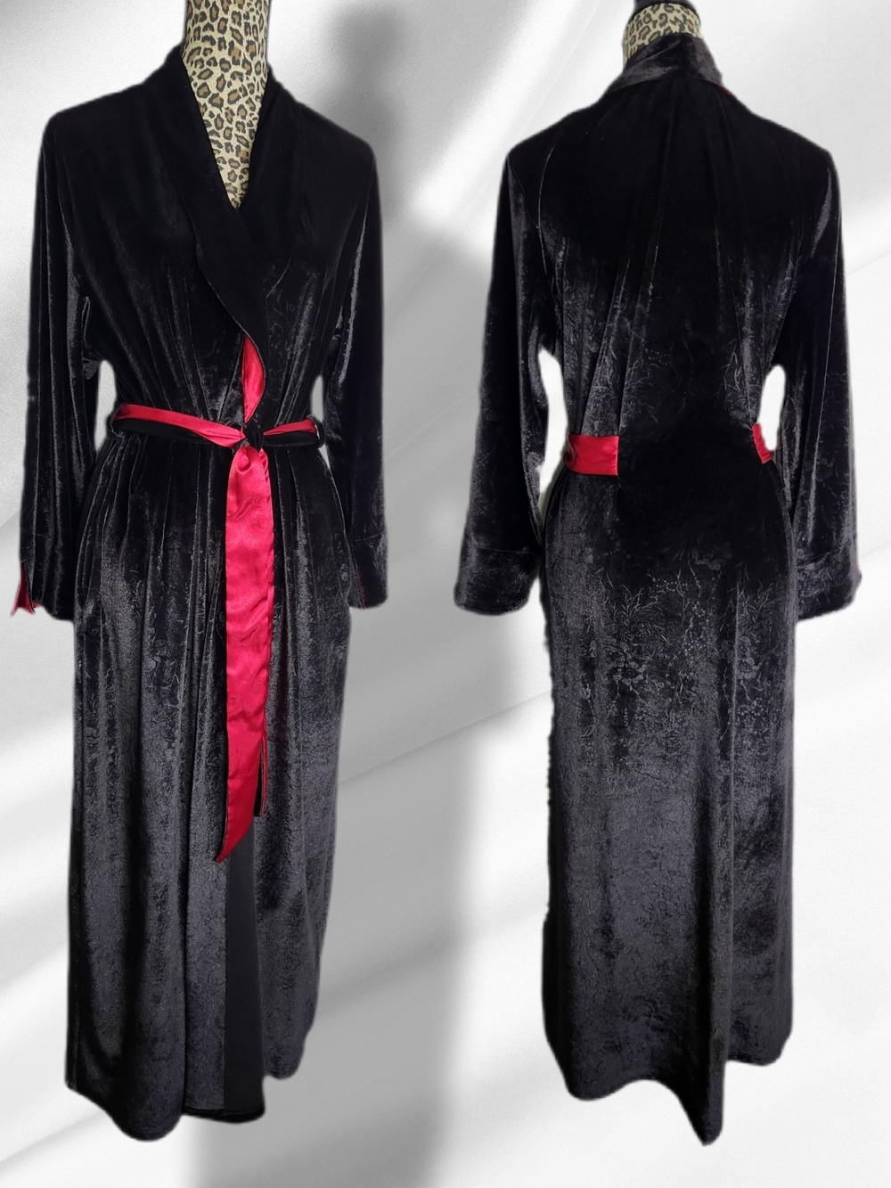 Jones New York Black Velvet Robe with Red Satin Trim